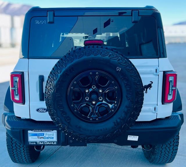 New 2026 Ford Bronco Badlands image 9