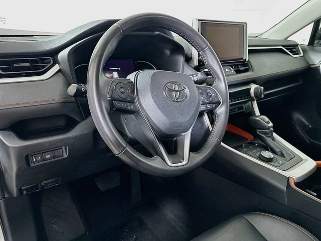 Used 2024 Toyota RAV4 Adventure AWD/4WD image 9