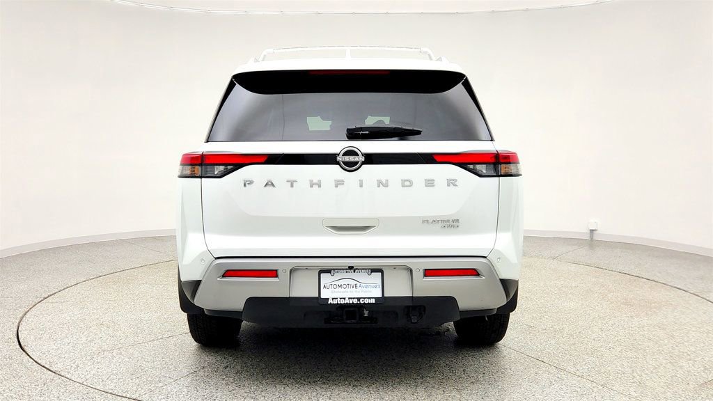 Used 2025 Nissan Pathfinder Platinum image 6