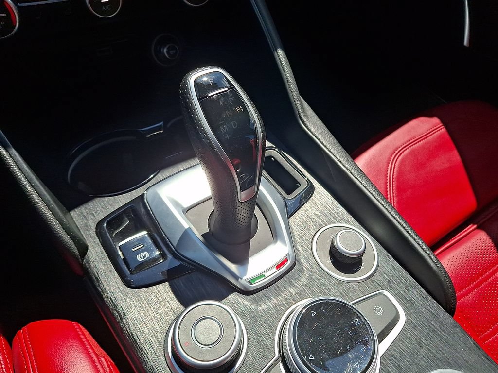 Used 2023 Alfa Romeo Giulia Sprint AWD/4WD image 17