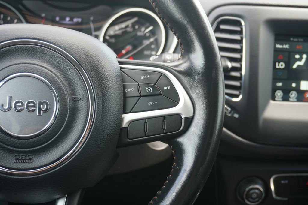 Used 2019 Jeep Compass Latitude image 16