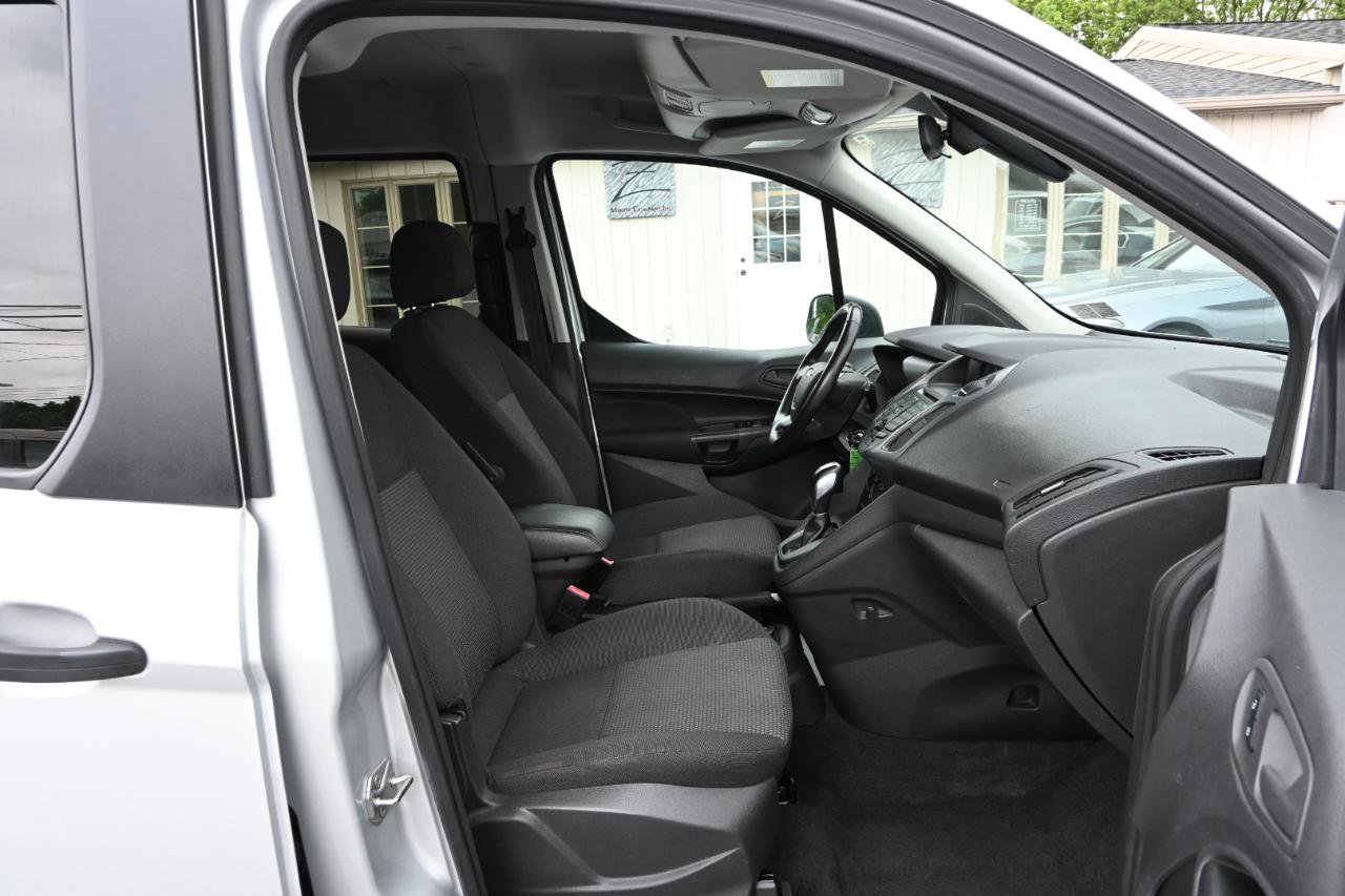 Used 2018 Ford Transit Connect XL FWD image 28