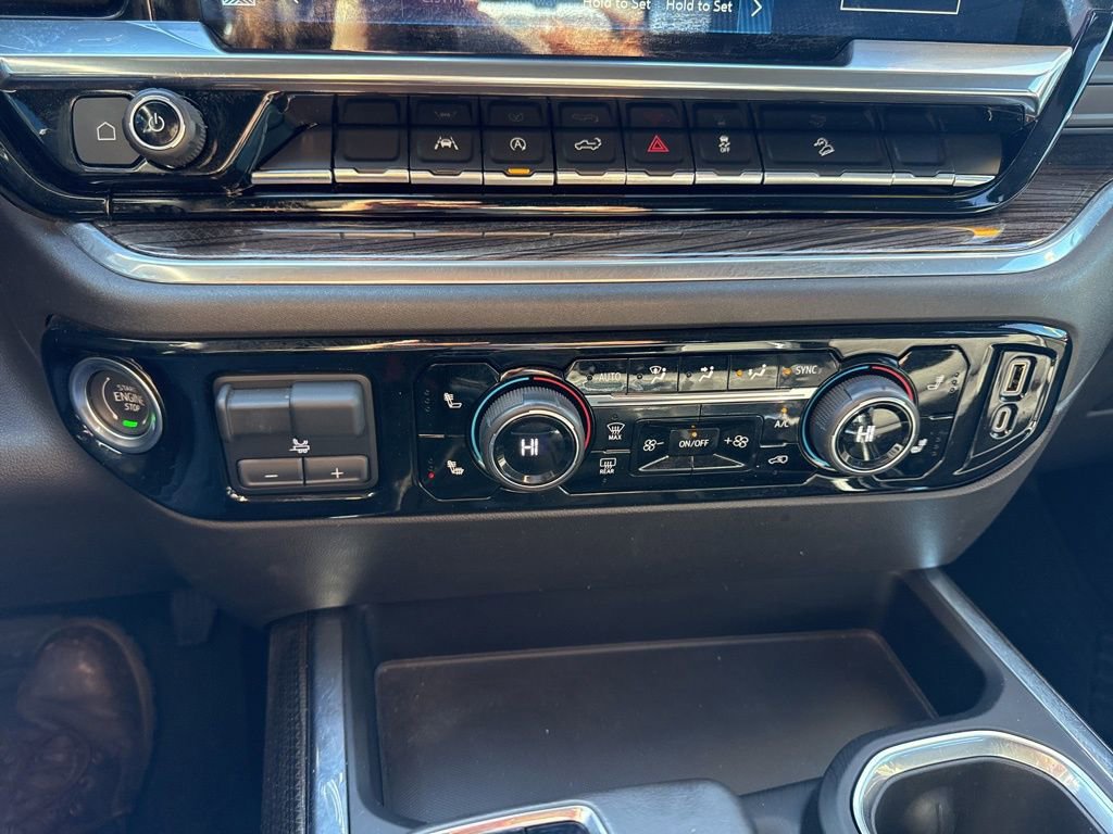 Used 2022 Chevrolet Silverado 1500 LT Trail Boss w/ Convenience Package II image 17