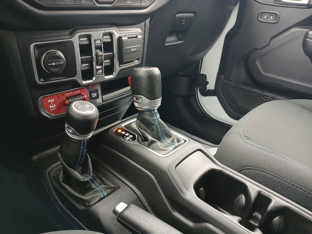 Used 2021 Jeep Wrangler Unlimited Rubicon 4xe image 15