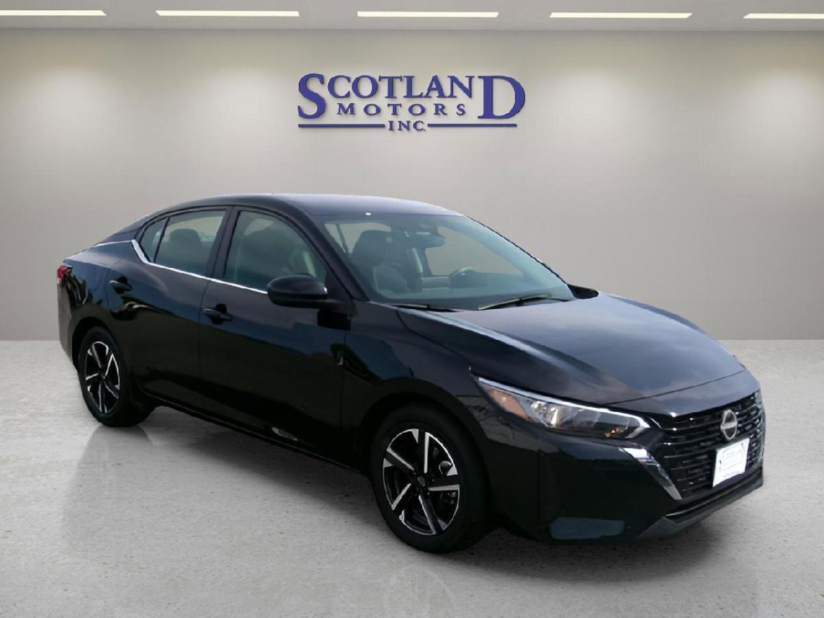 Used 2024 Nissan Sentra SV FWD image 4