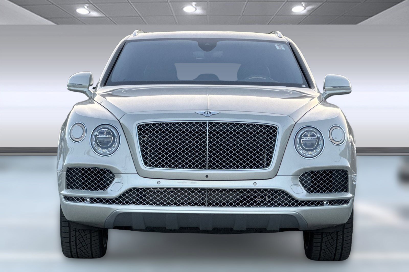 Used 2018 Bentley Bentayga image 6