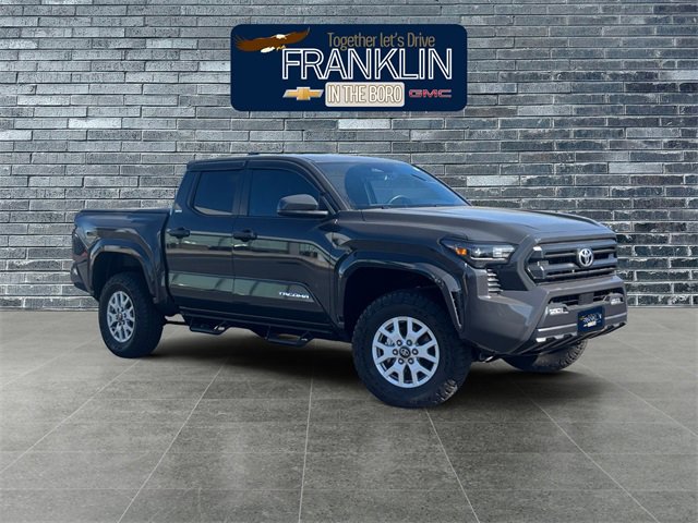 Used 2024 Toyota Tacoma SR5 image 7