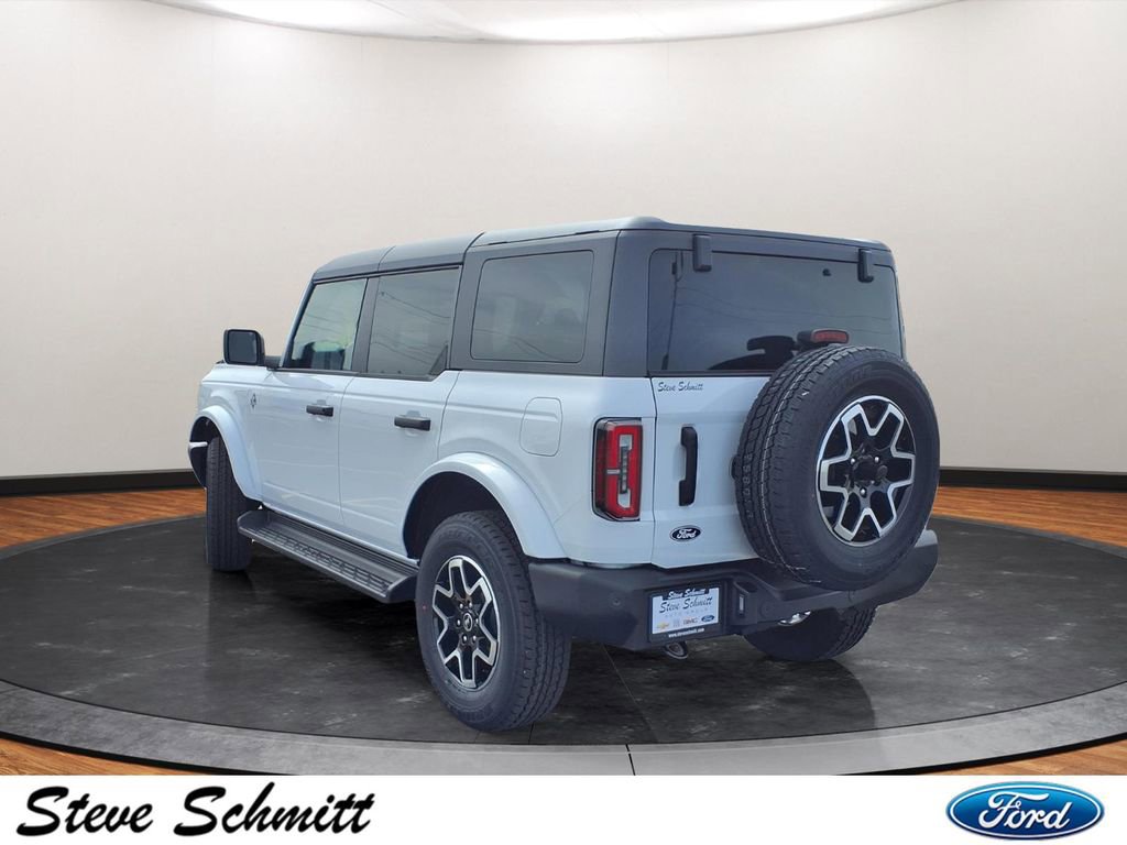 New 2026 Ford Bronco Outer Banks image 3