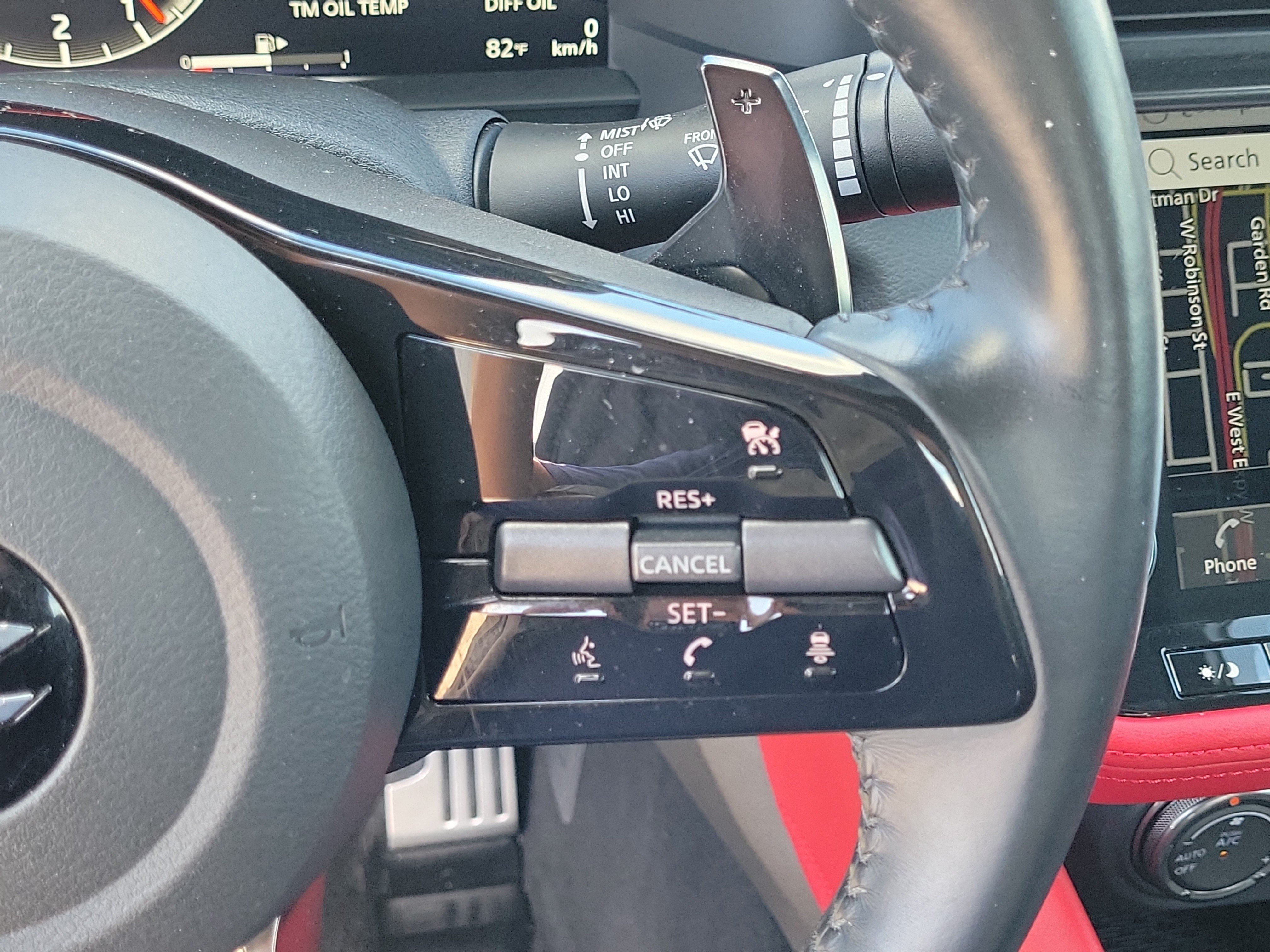Certified 2024 Nissan Z Performance w/ Floor Mat Package RWD image 14