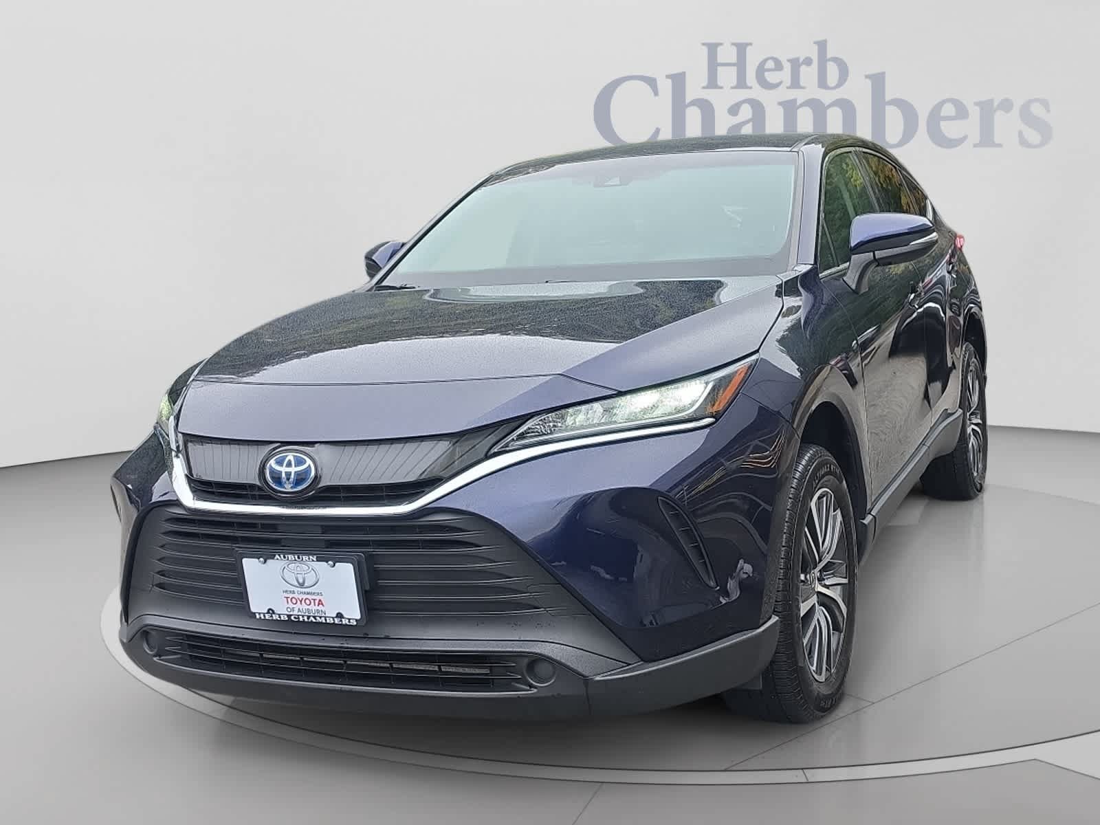 Used 2022 Toyota Venza LE AWD/4WD image 11