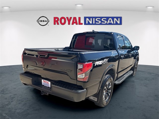 Used 2024 Nissan Titan PRO-4X w/ Pro-4x Convenience Package image 7
