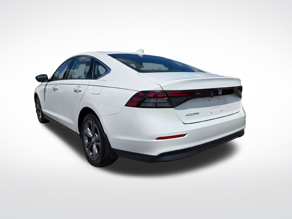 Used 2023 Honda Accord EX image 6