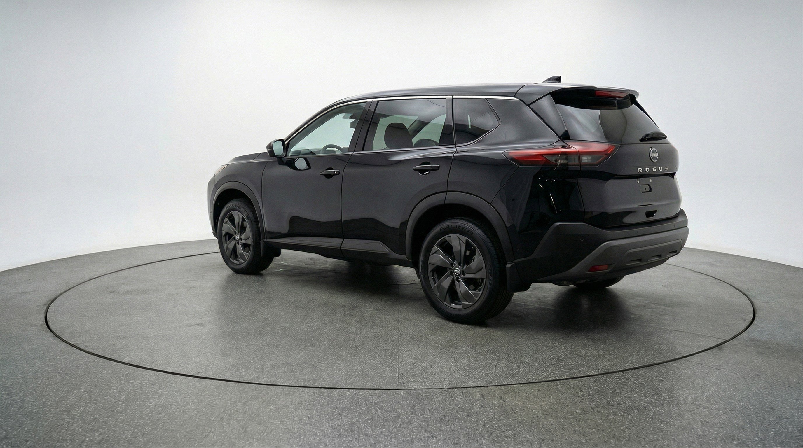 Used 2025 Nissan Rogue SV FWD image 6