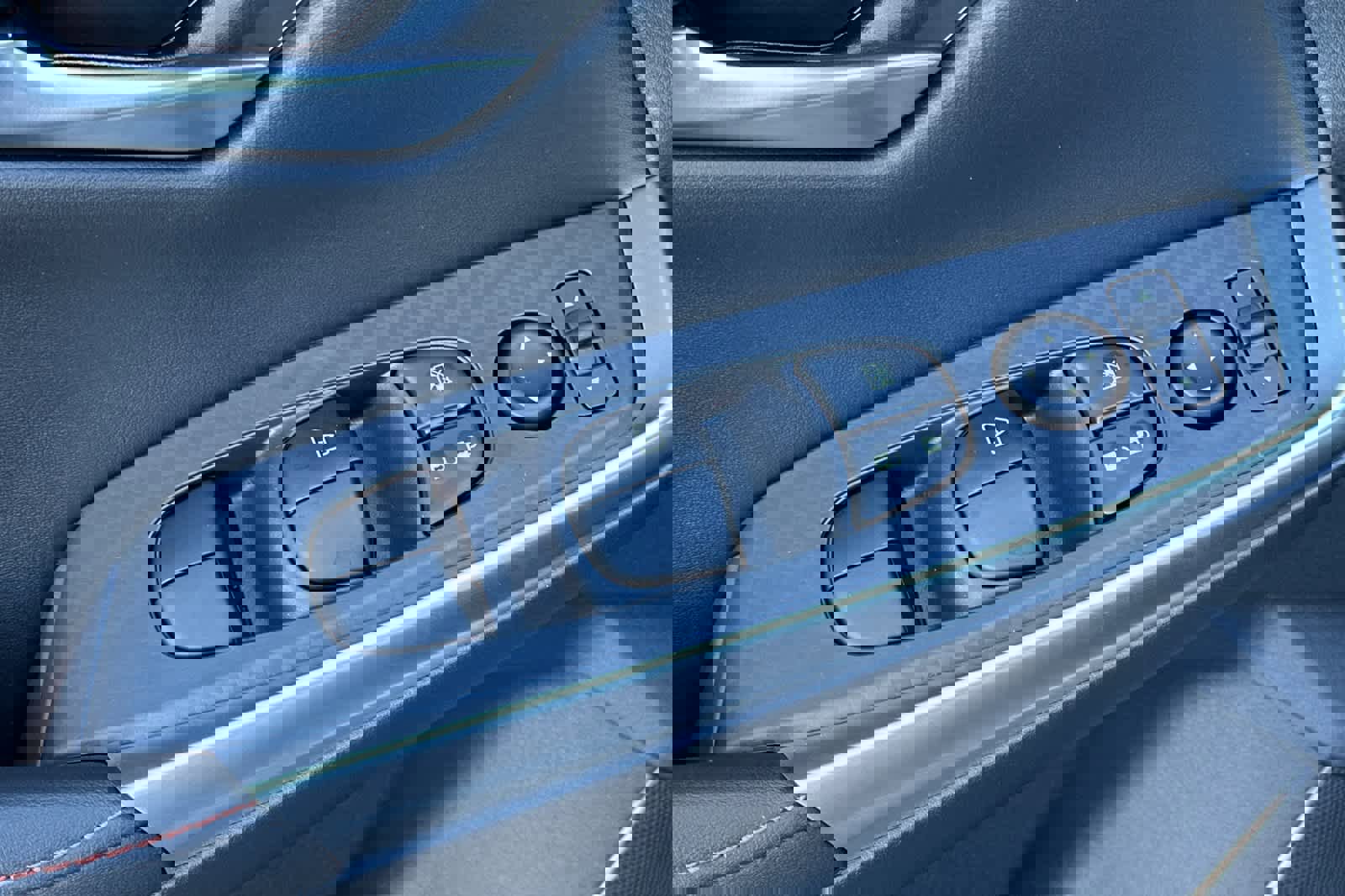 New 2025 Nissan Sentra SR w/ SR Premium Package image 13