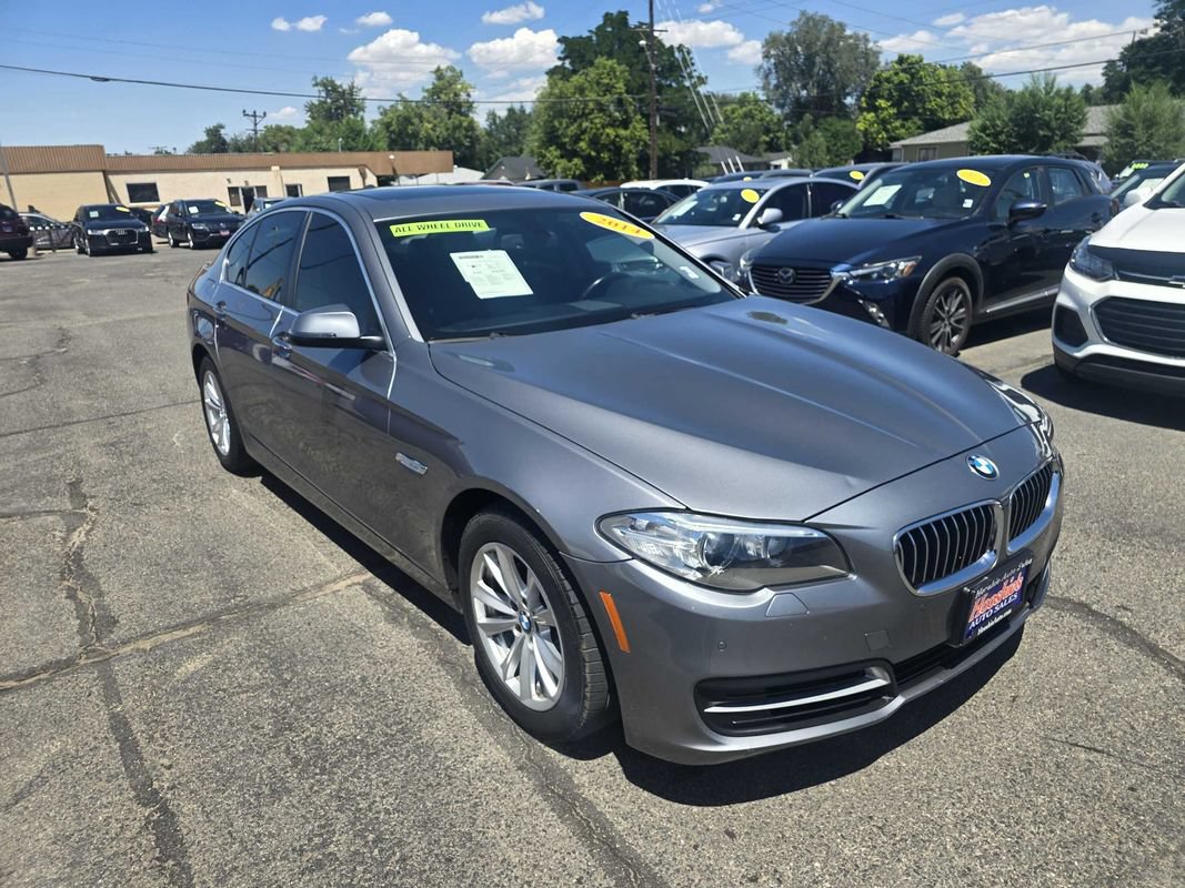 Used 2014 BMW 528i xDrive Sedan AWD/4WD image 4