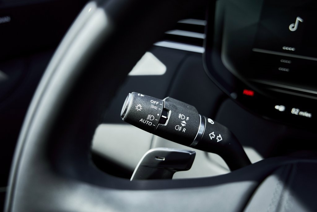 Used 2024 Land Rover Range Rover SE image 50