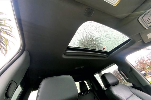 Used 2021 Chevrolet Silverado 1500 LT Trail Boss w/ Convenience Package II image 22