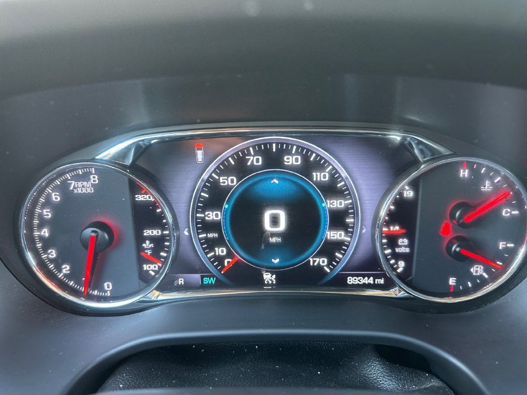 Used 2019 GMC Acadia Denali w/ Technology Package FWD image 14