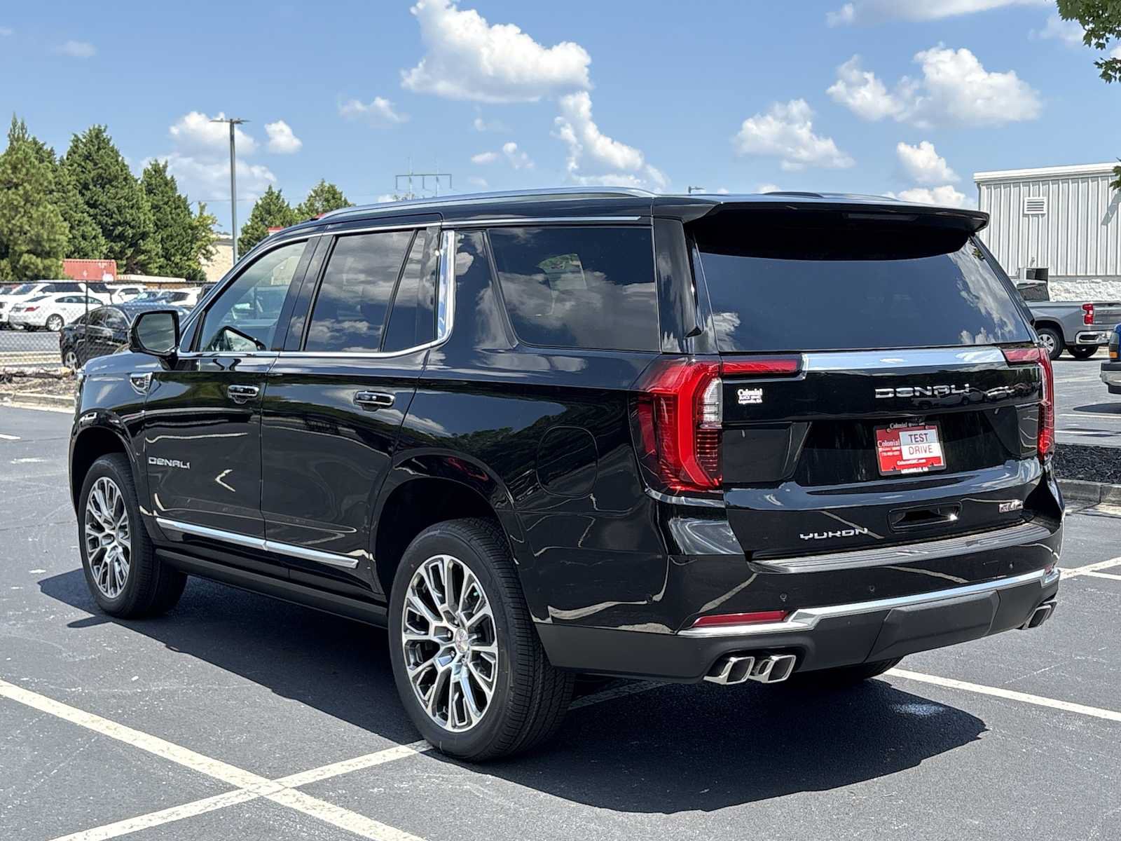 New 2026 GMC Yukon Denali w/ Sun & Power Step Package AWD/4WD image 20
