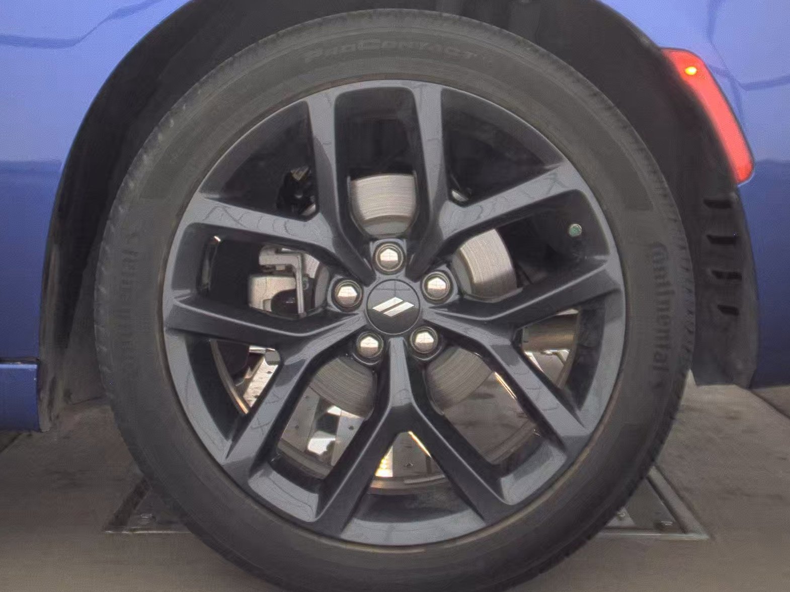 Used 2023 Dodge Charger SXT w/ Blacktop Package image 12