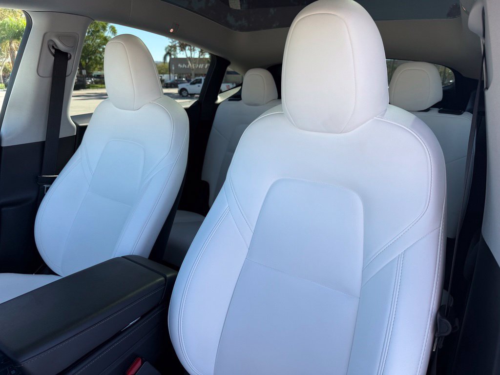 Used 2023 Tesla Model Y 2WD image 8