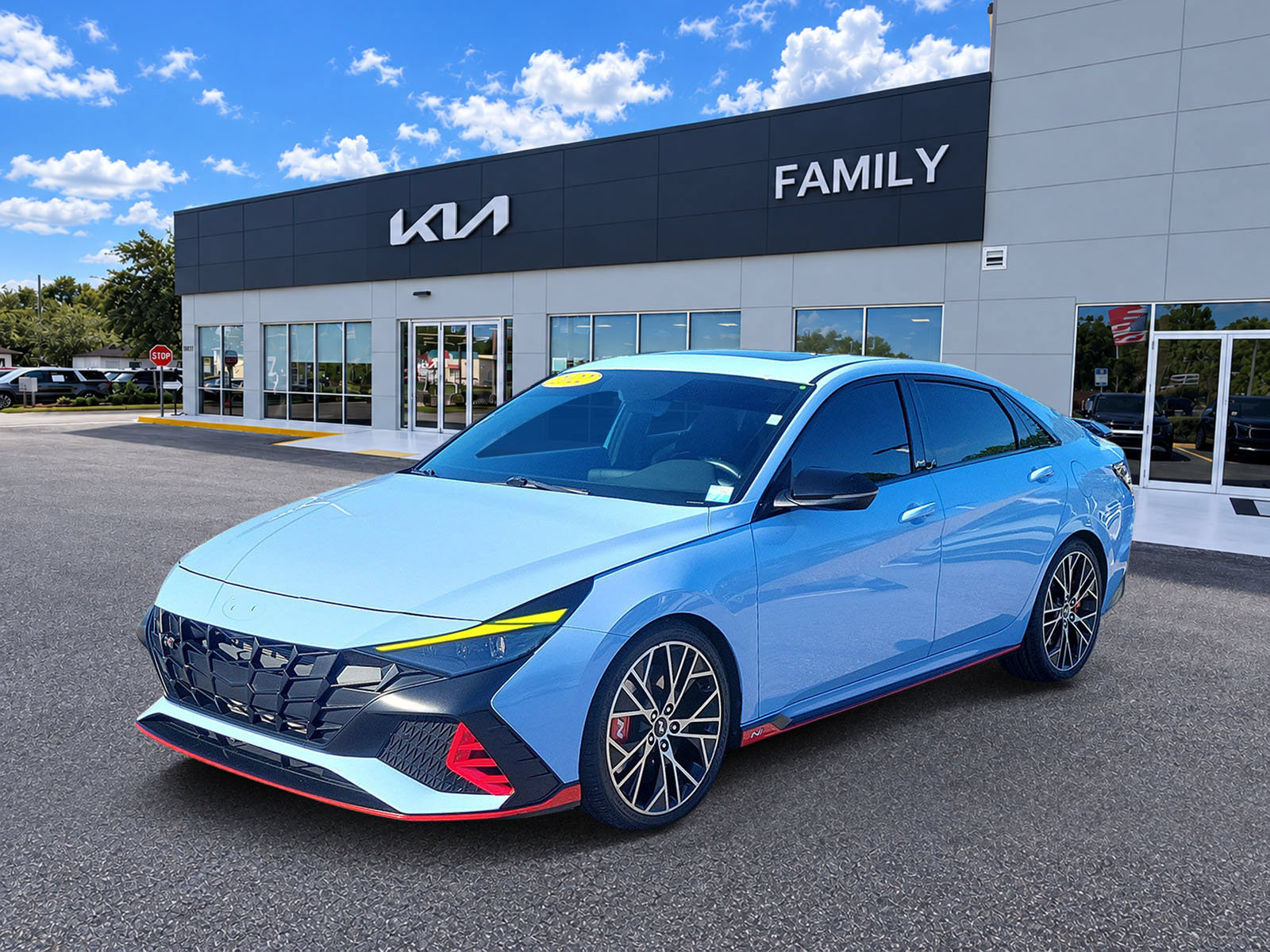 Used 2022 Hyundai Elantra N FWD image 3