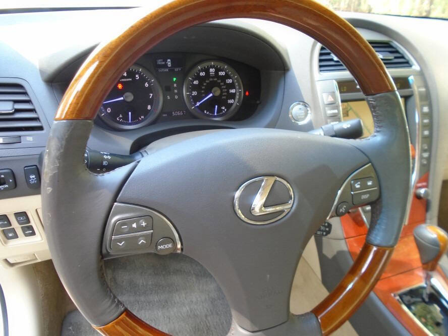 Used 2010 Lexus ES 350 image 10