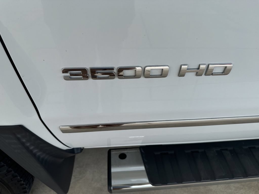 Used 2016 Chevrolet Silverado 3500 LTZ w/ Duramax Plus Package AWD/4WD image 29