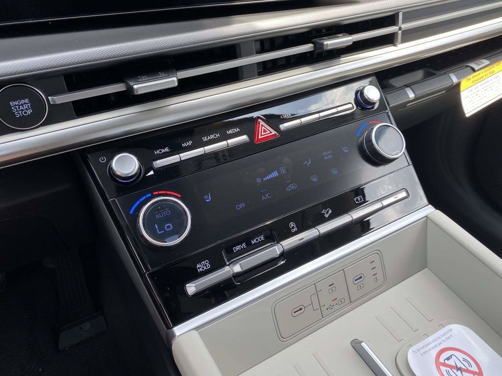 New 2026 Hyundai Santa Fe SEL FWD image 19