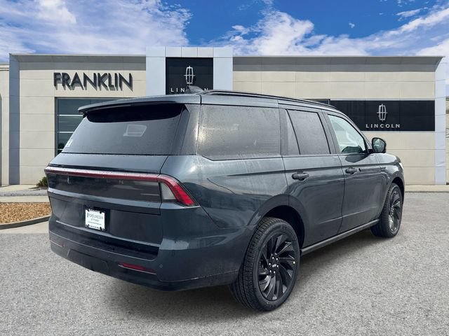 New 2026 Lincoln Navigator Reserve w/ Jet Appearance Package AWD/4WD image 7