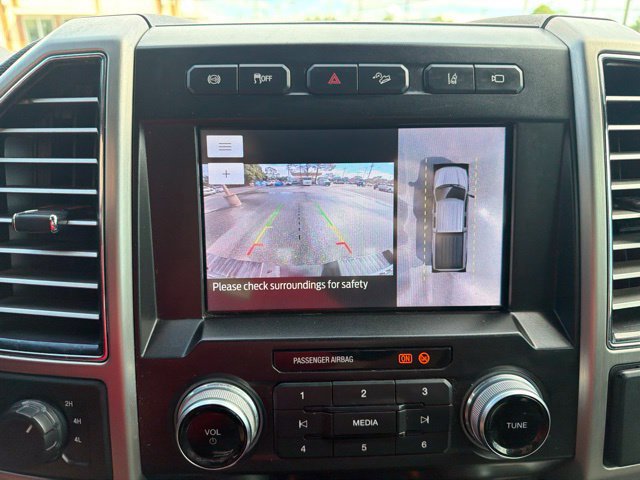 Used 2020 Ford F250 Platinum w/ FX4 Off-Road Package AWD/4WD image 19