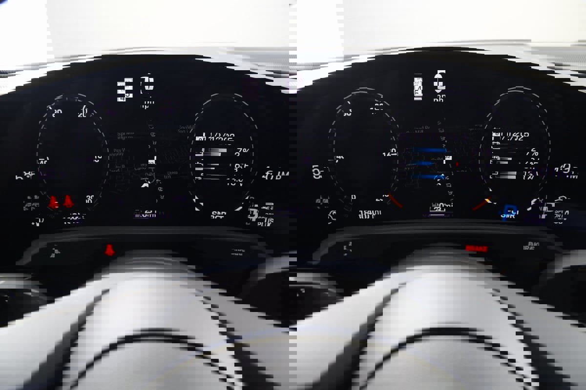 Used 2020 Porsche Taycan 4S image 22