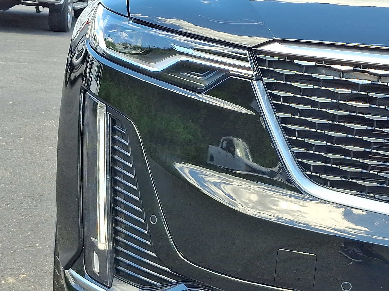 Used 2024 Cadillac XT6 Premium Luxury AWD/4WD image 9