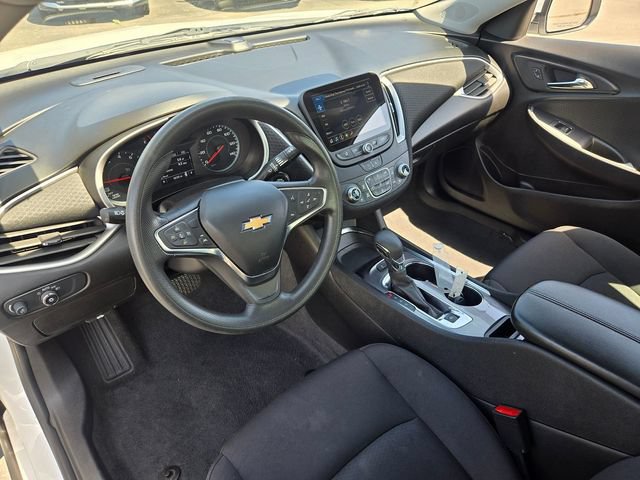 Used 2024 Chevrolet Malibu LT FWD image 9