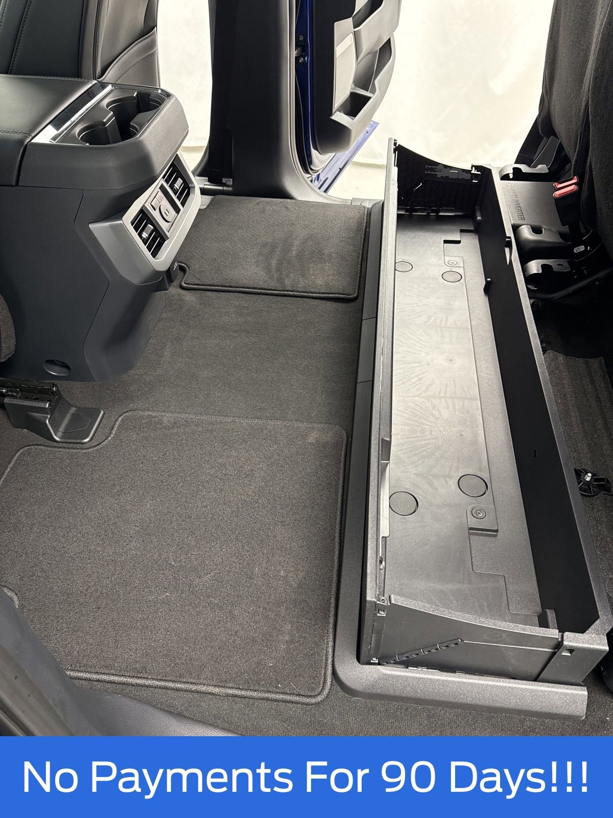 New 2026 Ford F250 Lariat w/ Black Appearance Package image 44