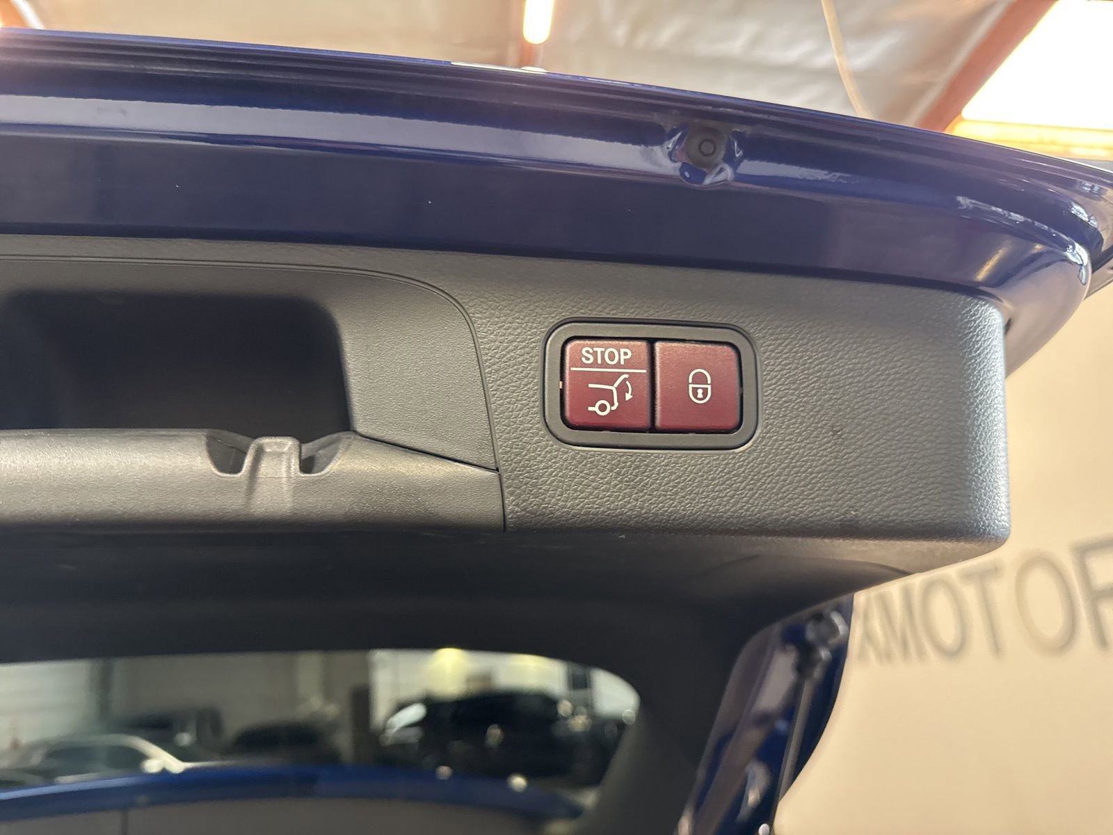 Used 2017 Mercedes-Benz GLC 300 4MATIC image 41
