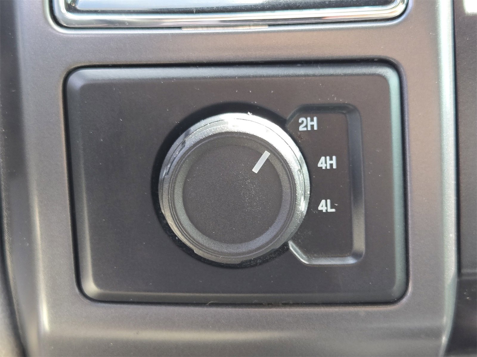 Used 2020 Ford F150 XLT image 19