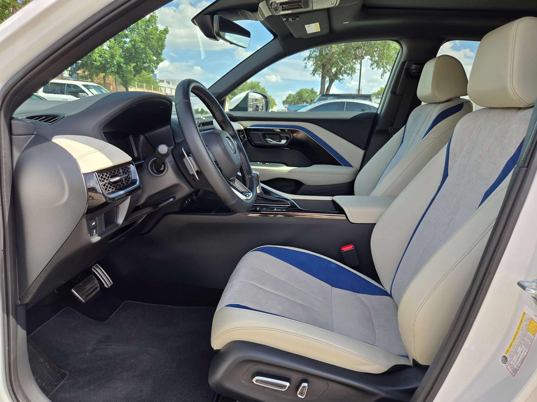 Used 2025 Acura ADX A-Spec AWD/4WD image 12