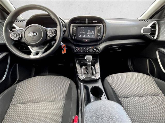 Used 2020 Kia Soul LX FWD image 12