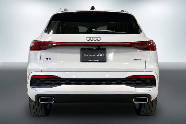 Used 2025 Audi Q5 Premium Plus w/ Premium Plus AWD/4WD image 4