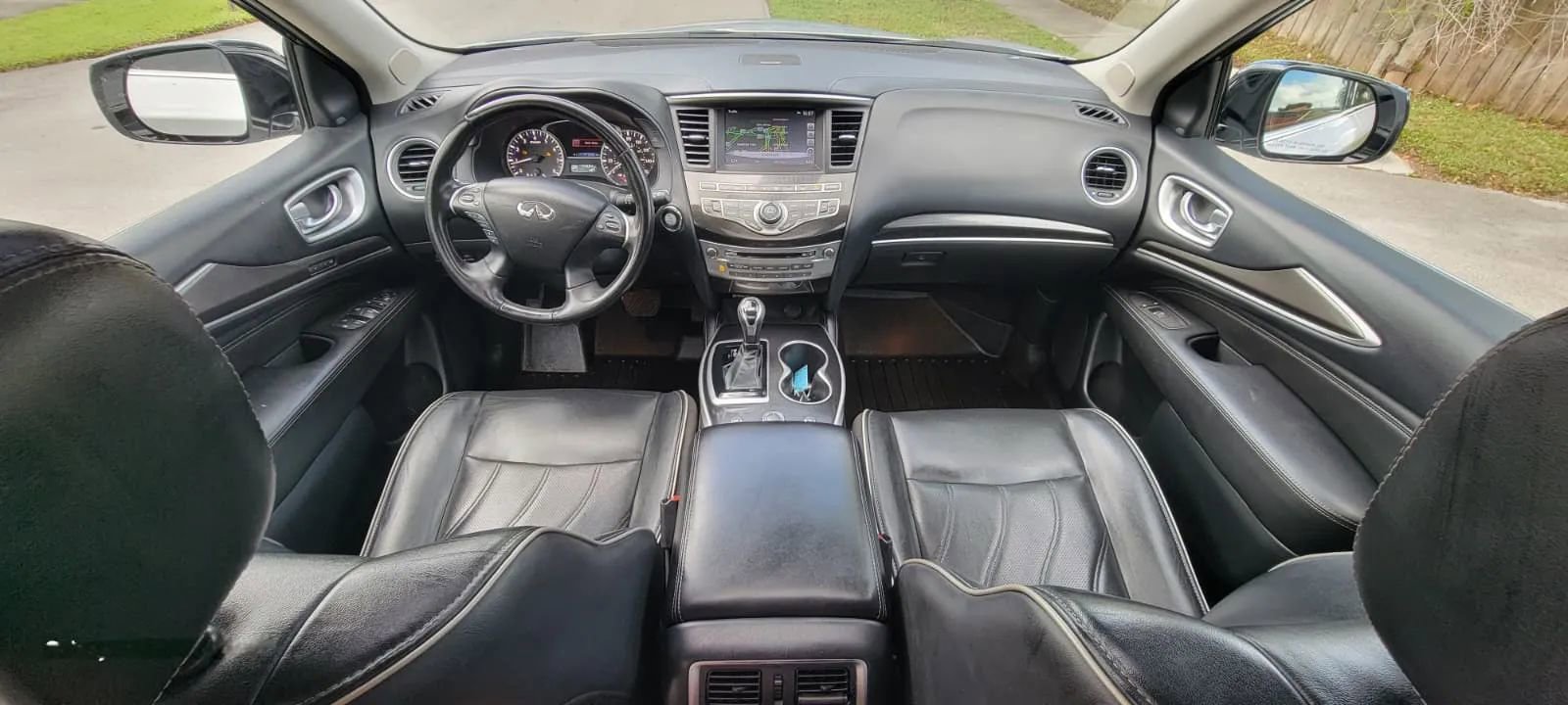Used 2019 INFINITI QX60 Luxe w/ Essential Package AWD/4WD image 8