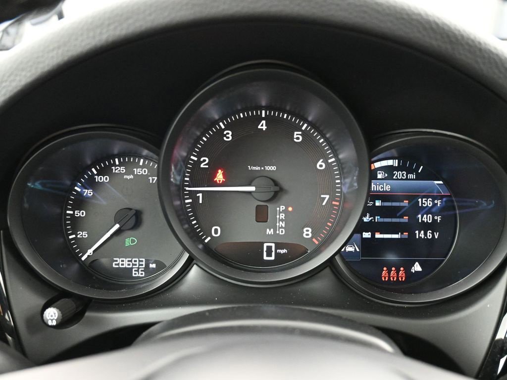 Certified 2023 Porsche Macan Turbo image 19