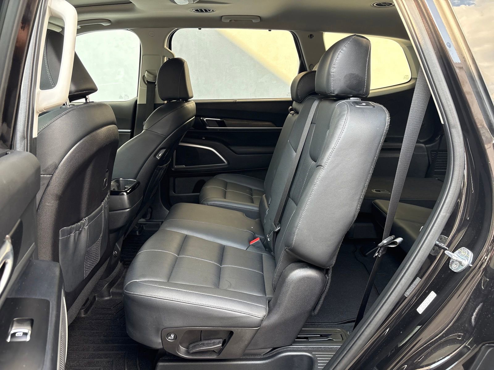 Used 2022 Kia Telluride EX w/ Towing Package image 32