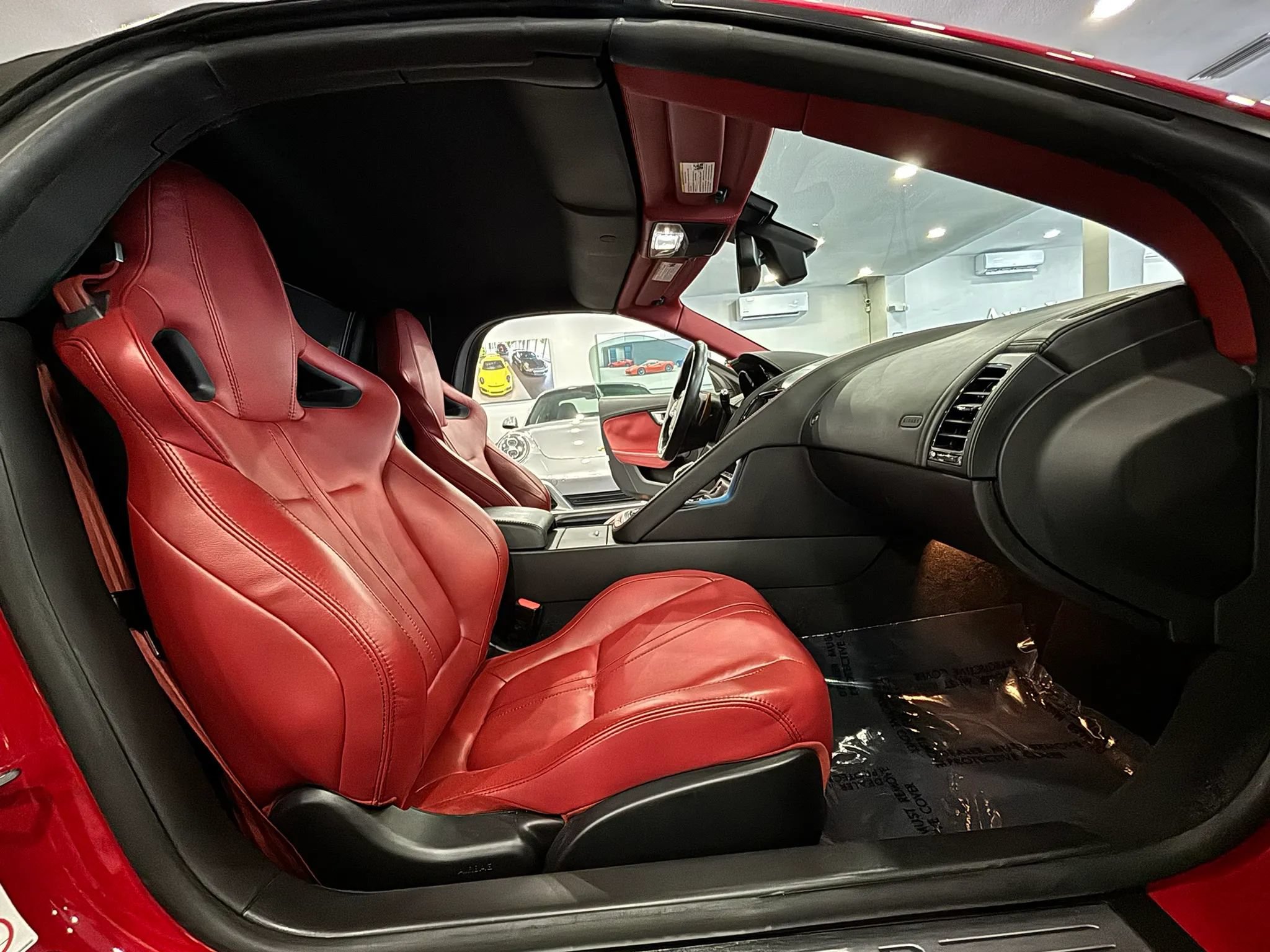 Used 2014 Jaguar F-TYPE S RWD image 15