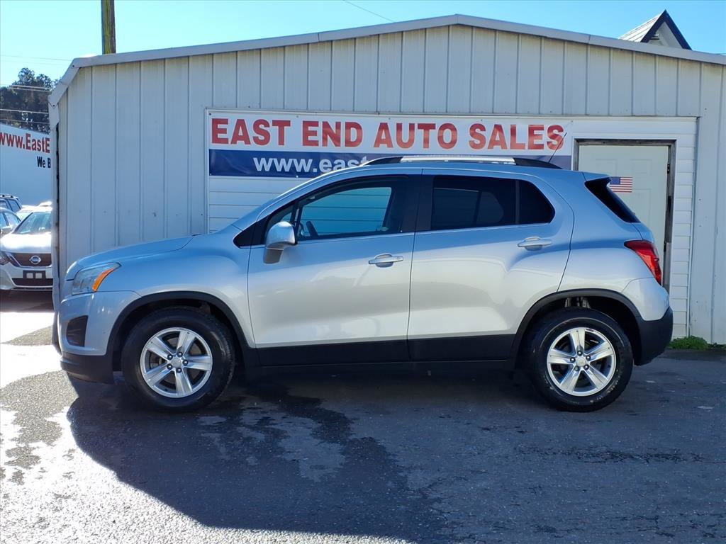 Used 2016 Chevrolet Trax LT image 2