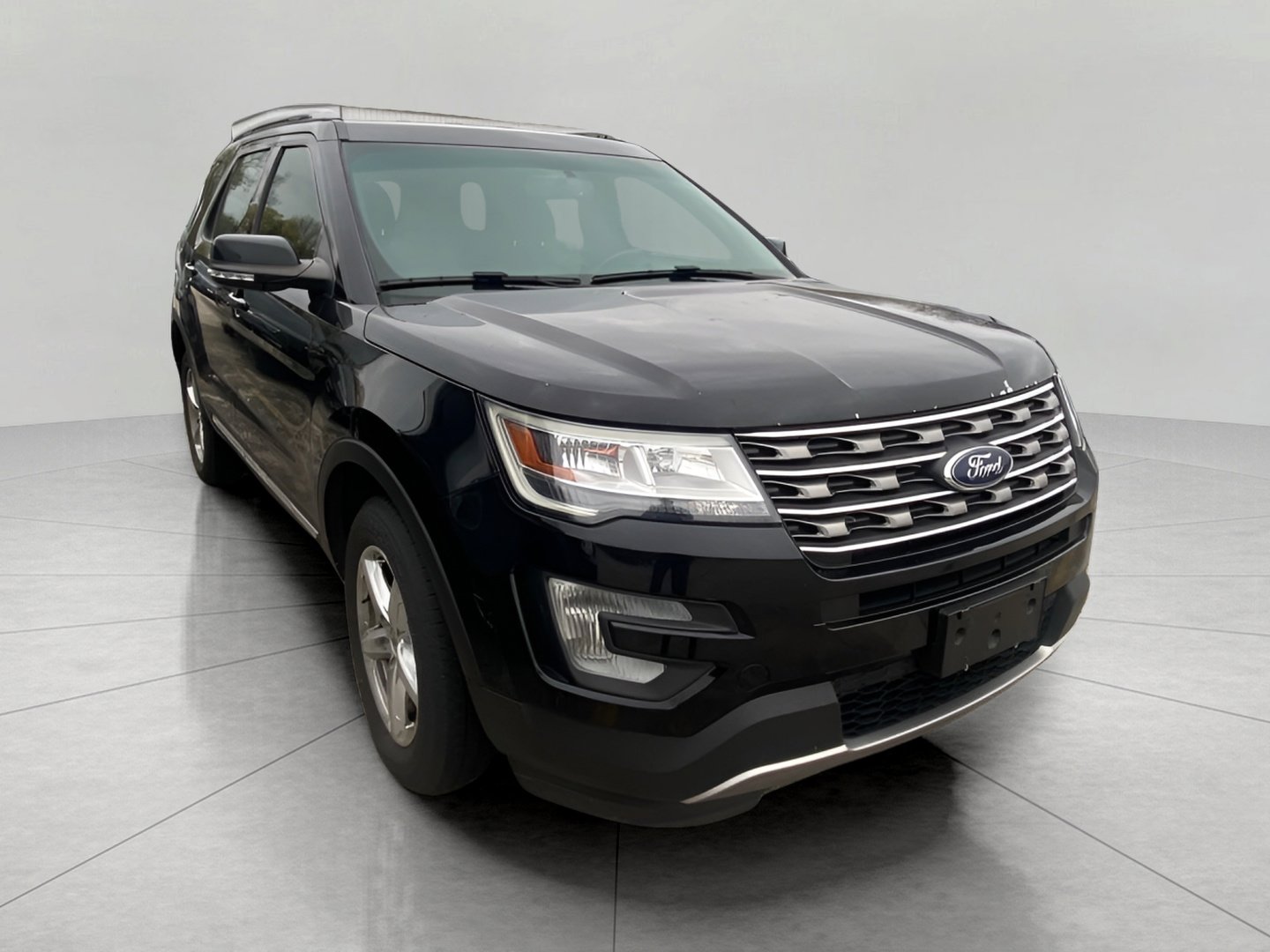 Used 2017 Ford Explorer XLT w/ Equipment Group 201A