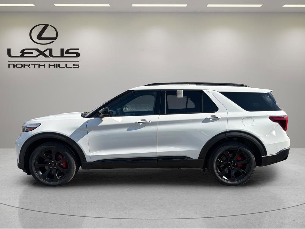 Used 2023 Ford Explorer ST w/ Equipment Group 401A image 9