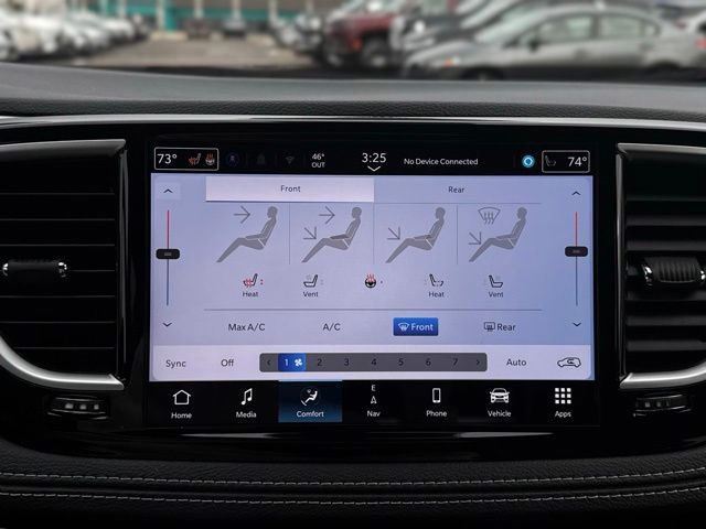 New 2026 Chrysler Pacifica Limited w/ Uconnect Theater Family Group image 42