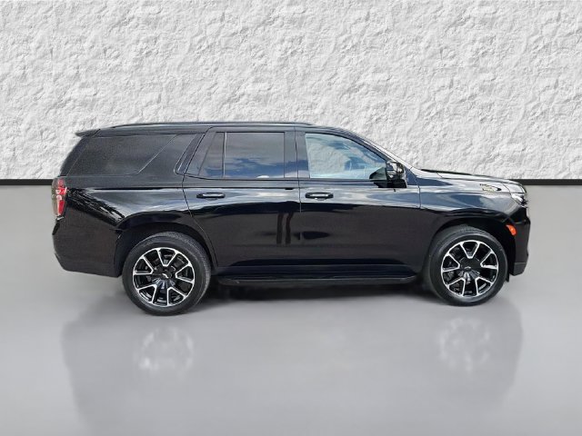 Used 2023 Chevrolet Tahoe RST w/ Luxury Package AWD/4WD image 2