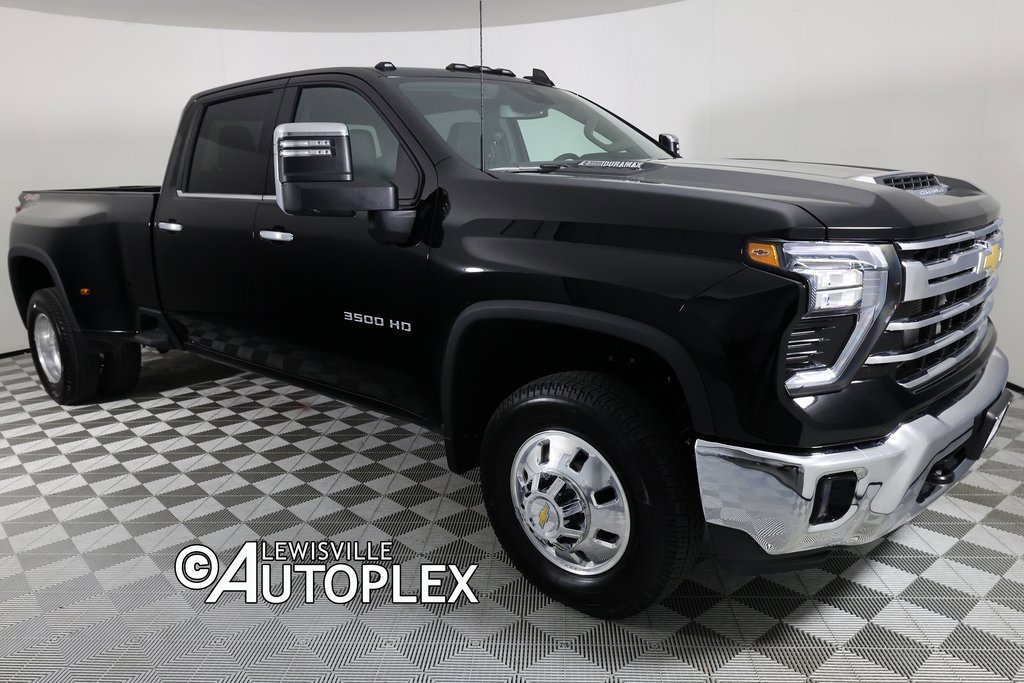 Used 2025 Chevrolet Silverado 3500 LTZ image 3